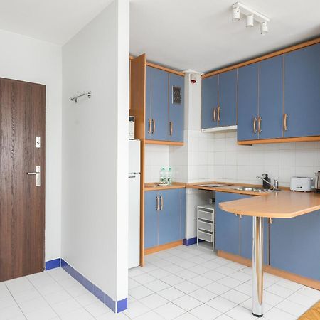 Uniwersytet Medyczny Park Studio Warszawa Eksteriør billede